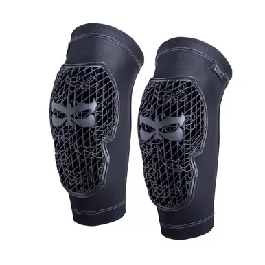 KALI PROTECTIVES Strike Black/Gray Elbow Guard (042021811)