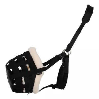 SHIRES Deluxe Comfort Cob Black Grazing Muzzle (495NFBLKCOB)